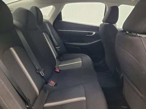 Used 2025 Hyundai Sonata SE FWD image 19
