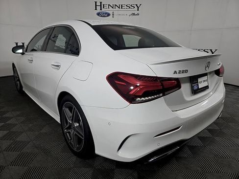 Used 2021 Mercedes-Benz A 220 4MATIC image 7