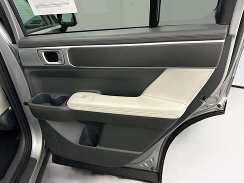 Used 2025 Hyundai Santa Fe SEL image 32