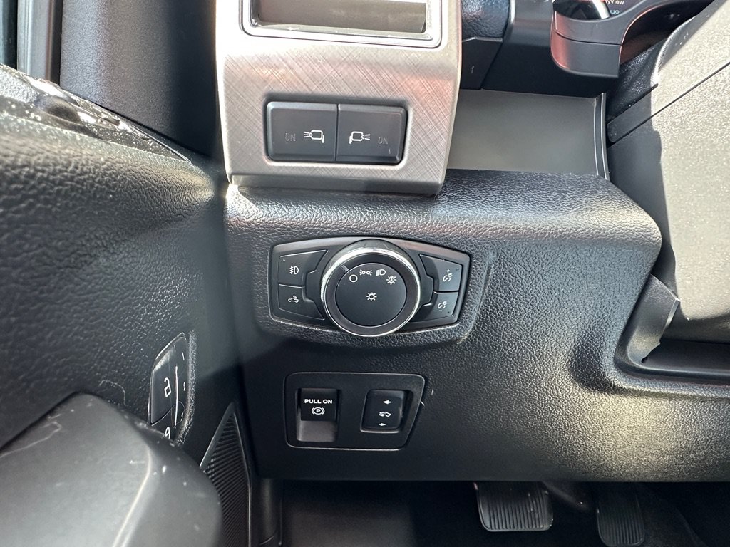 Used 2018 Ford F150 Limited AWD/4WD image 19