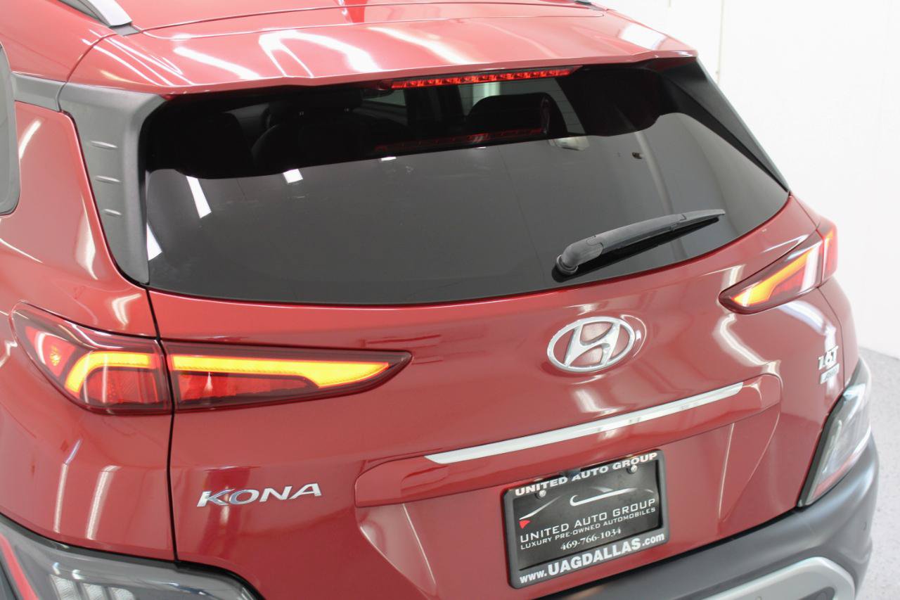 Used 2023 Hyundai Kona Limited AWD/4WD image 19