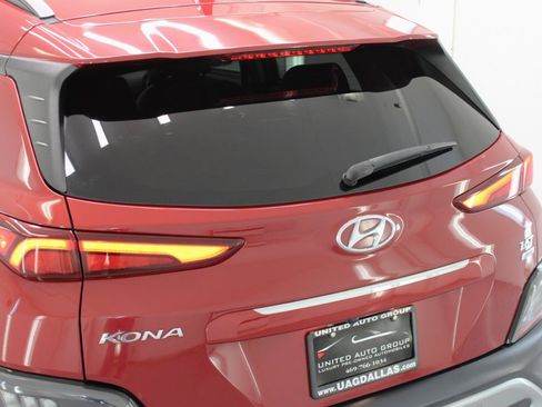 Used 2023 Hyundai Kona Limited AWD/4WD image 19