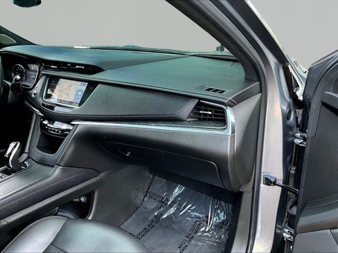 Used 2021 Cadillac XT5 Premium Luxury FWD image 25