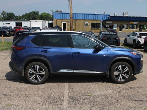 Used 2023 Nissan Rogue Platinum AWD/4WD image 4