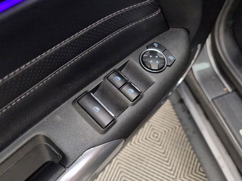 Used 2018 Ford Mustang Premium w/ Equipment Group 201A RWD image 34