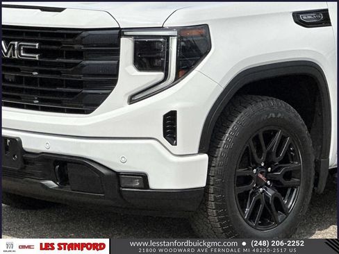 Used 2024 GMC Sierra 1500 Elevation w/ Preferred Package AWD/4WD image 9