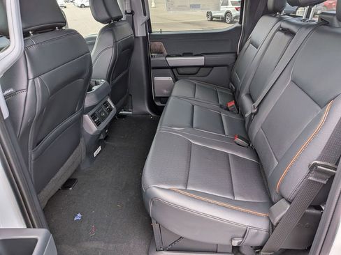New 2026 Ford F250 Lariat w/ Black Appearance Package AWD/4WD image 19
