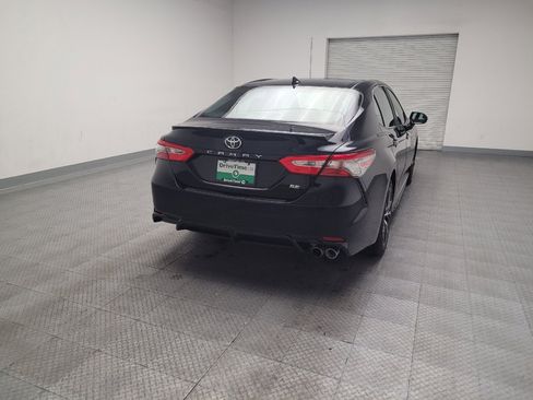 Used 2019 Toyota Camry SE w/ Convenience Package image 7