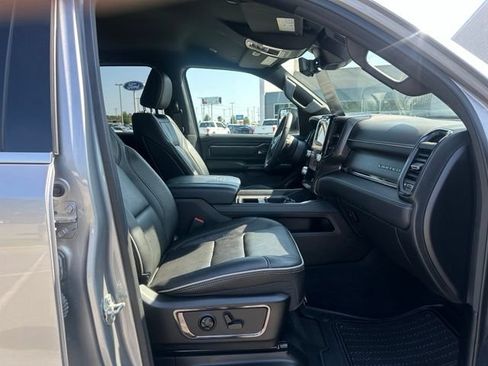 Used 2023 RAM 1500 Limited AWD/4WD image 11