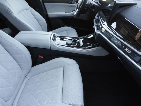 Certified 2026 BMW X5 xDrive40i image 13