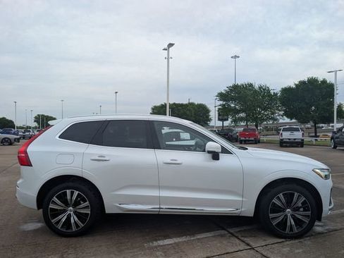 Used 2023 Volvo XC60 T8 Ultimate w/ Climate Package image 3