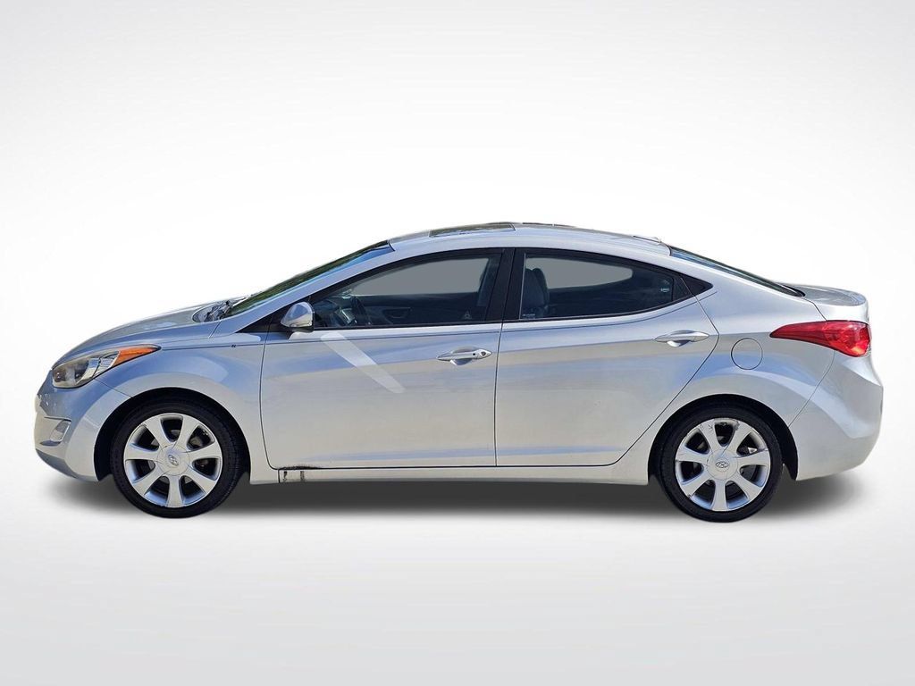 Used 2012 Hyundai Elantra Limited w/ Technology Pkg 5 FWD image 9