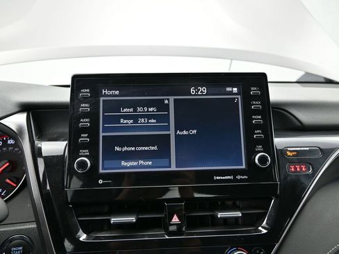 Used 2024 Toyota Camry XSE image 12