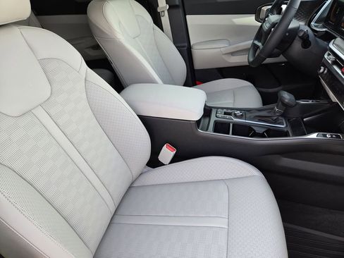 New 2026 Kia Sorento EX w/ EX Premium Package FWD image 11