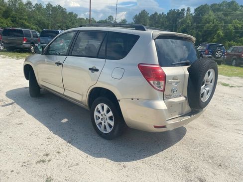 Used 2006 Toyota RAV4 2WD image 6