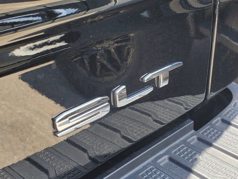 Used 2025 GMC Sierra 1500 SLT w/ SLT Premium Package RWD image 7