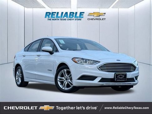 Used 2018 Ford Fusion S image 1