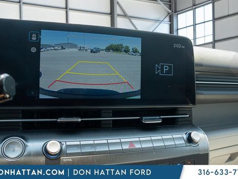 Used 2025 Hyundai Kona SEL FWD image 9