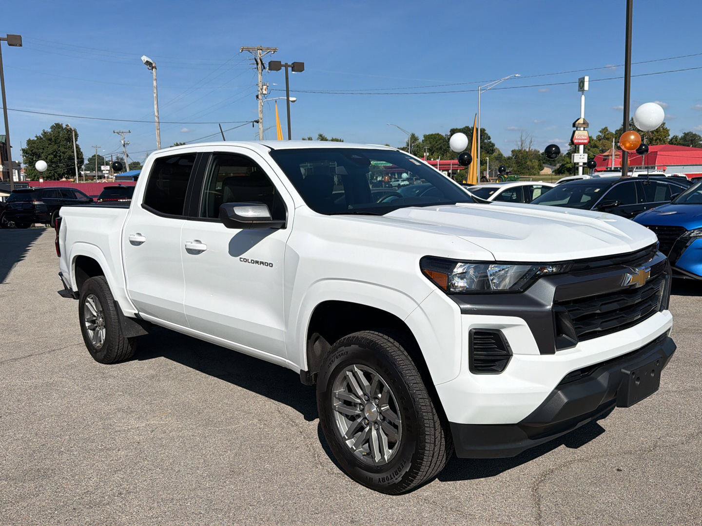 Used 2023 Chevrolet Colorado LT RWD image 1