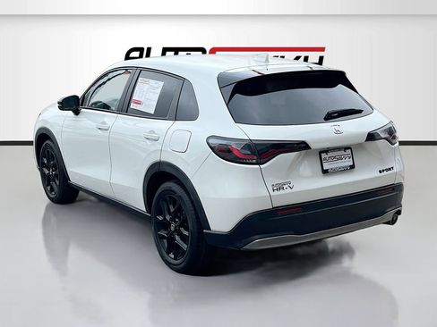 Used 2024 Honda HR-V Sport image 5