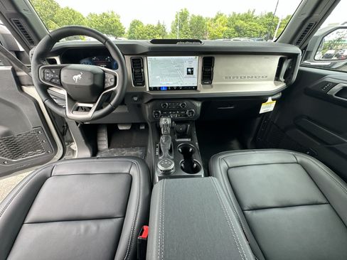 New 2026 Ford Bronco Outer Banks AWD/4WD image 31