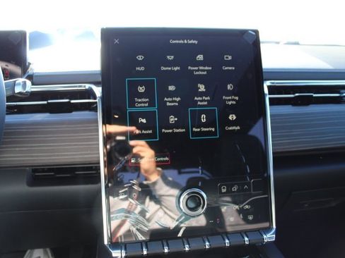 New 2025 GMC Sierra EV Denali image 16