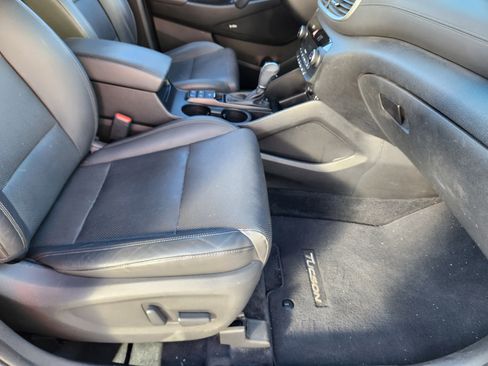 Certified 2021 Hyundai Tucson Limited w/ Cargo Package image 16