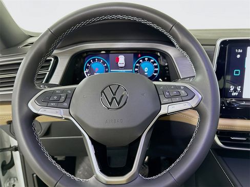 New 2026 Volkswagen Atlas Cross Sport SE image 18