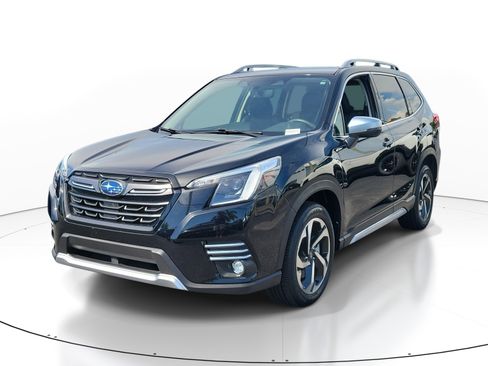 Certified 2024 Subaru Forester Touring AWD/4WD image 3