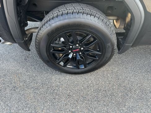 Certified 2025 GMC Sierra 1500 Elevation image 9