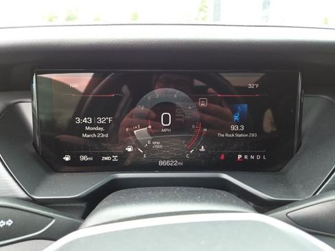 Used 2024 GMC Acadia Elevation w/ Trailering Package image 47