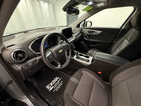 Used 2025 Chevrolet Blazer LT image 11