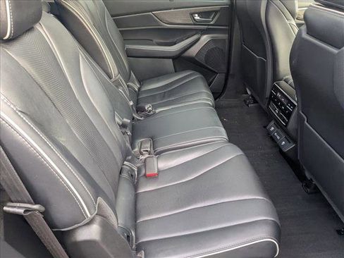 Used 2023 Acura MDX SH-AWD w/ Advance Package image 21