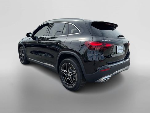 New 2026 Mercedes-Benz GLA 250 image 3