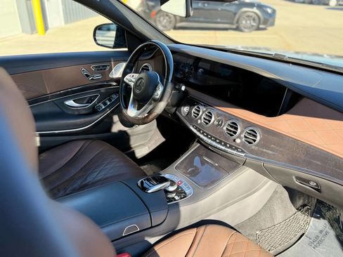 Used 2019 Mercedes-Benz S 560 4MATIC Sedan image 25