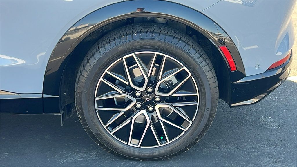 Used 2024 Ford Mustang Mach-E Premium RWD image 7