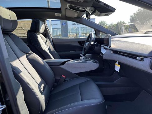 New 2025 Cadillac Optiq Luxury 2 image 10