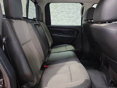 Used 2021 Nissan Titan S w/ S Utility Package image 12