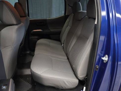 Used 2022 Toyota Tacoma SR5 AWD/4WD image 42