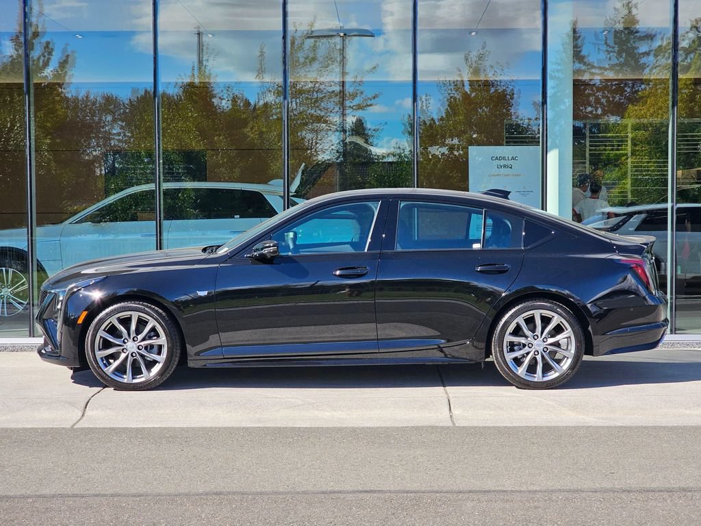 New 2026 Cadillac CT5 Sport RWD image 2