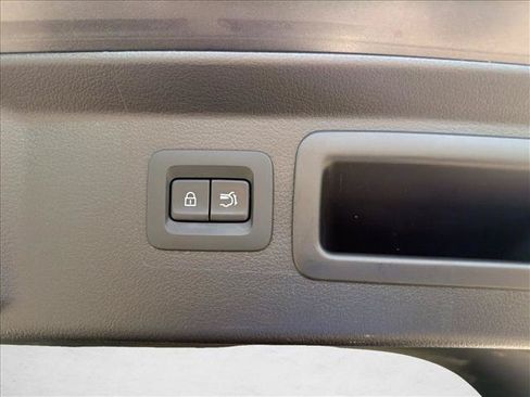 Used 2025 MAZDA CX-50 AWD 2.5 S w/ Preferred Package image 17