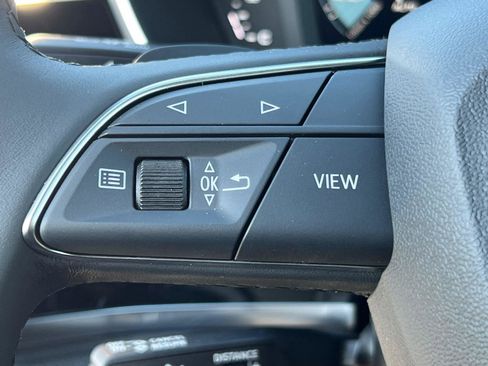 New 2025 Audi Q3 2.0T Premium image 18