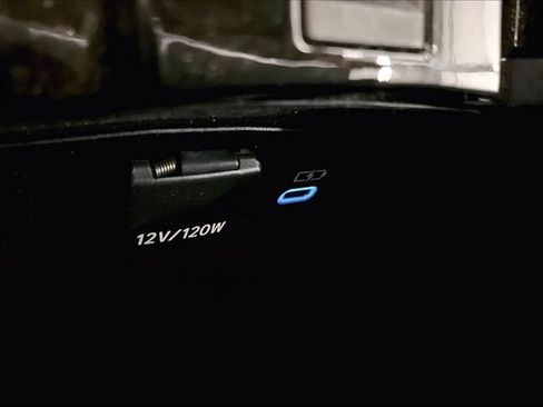 Used 2022 Toyota Corolla LE FWD image 30