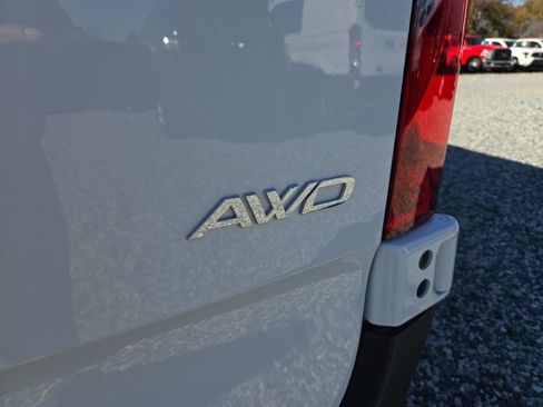 Used 2025 Mercedes-Benz Sprinter 2500 image 25
