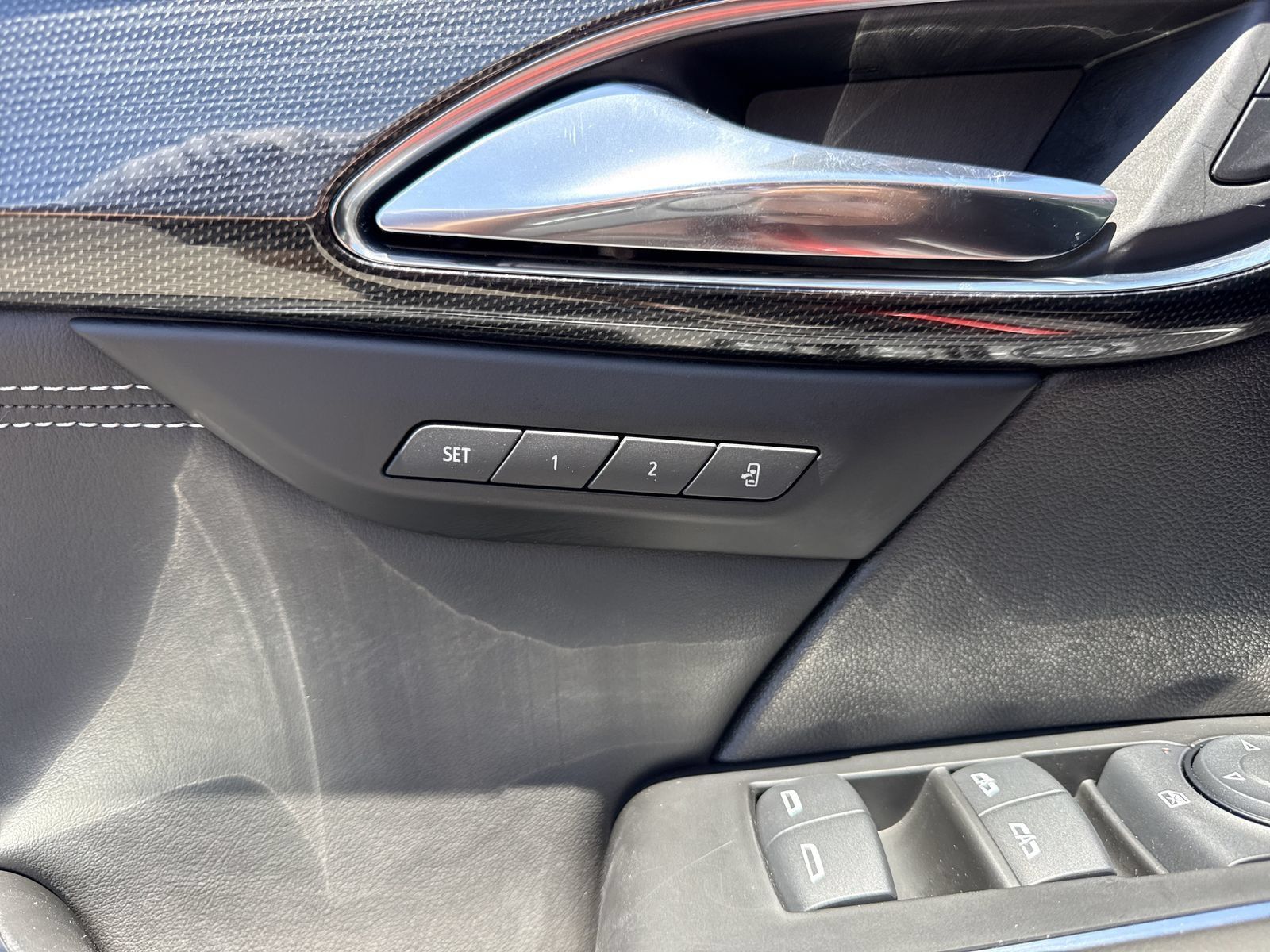 Used 2023 Buick Envision Essence w/ Sport Touring Package AWD/4WD image 19