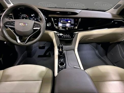 Used 2024 Cadillac XT6 Premium Luxury w/ LPO, Floor Liner Package AWD/4WD image 20