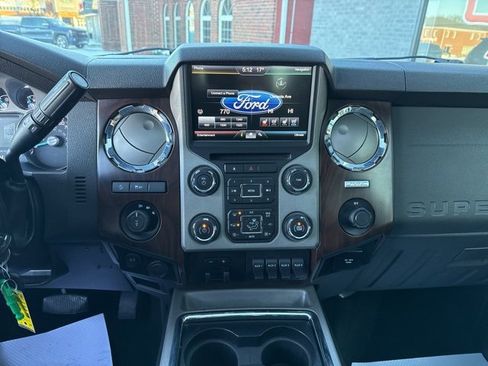 Used 2015 Ford F250 Lariat w/ Lariat Ultimate Package image 7