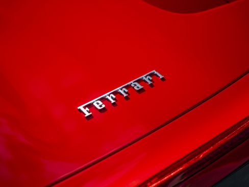 Used 2014 Ferrari 458 Spider image 24