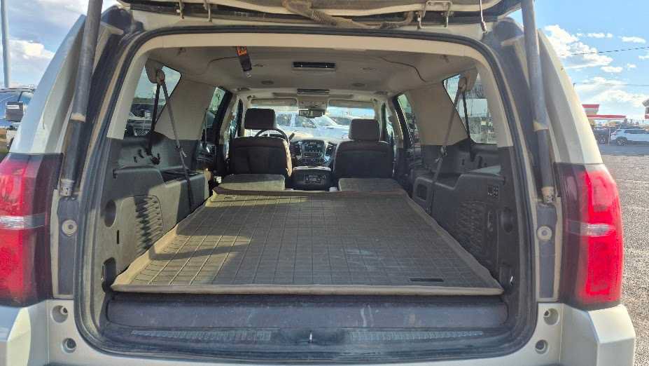 Used 2015 Chevrolet Suburban LTZ AWD/4WD image 5