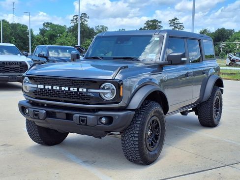 Used 2023 Ford Bronco Wildtrak AWD/4WD image 3